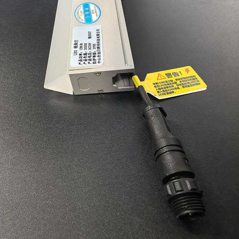 亚克力棒线条灯两面发光线条灯三角型亚克力线条灯双面发光线条灯