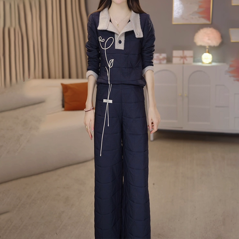 今年流行的爆款女装套装2026新款修身减龄爆款上衣阔腿裤两件套冬