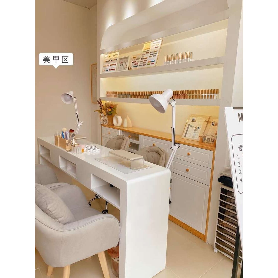 日式美甲桌子双人三人位美甲店装修带凹槽收纳盒吸尘器美甲台原木