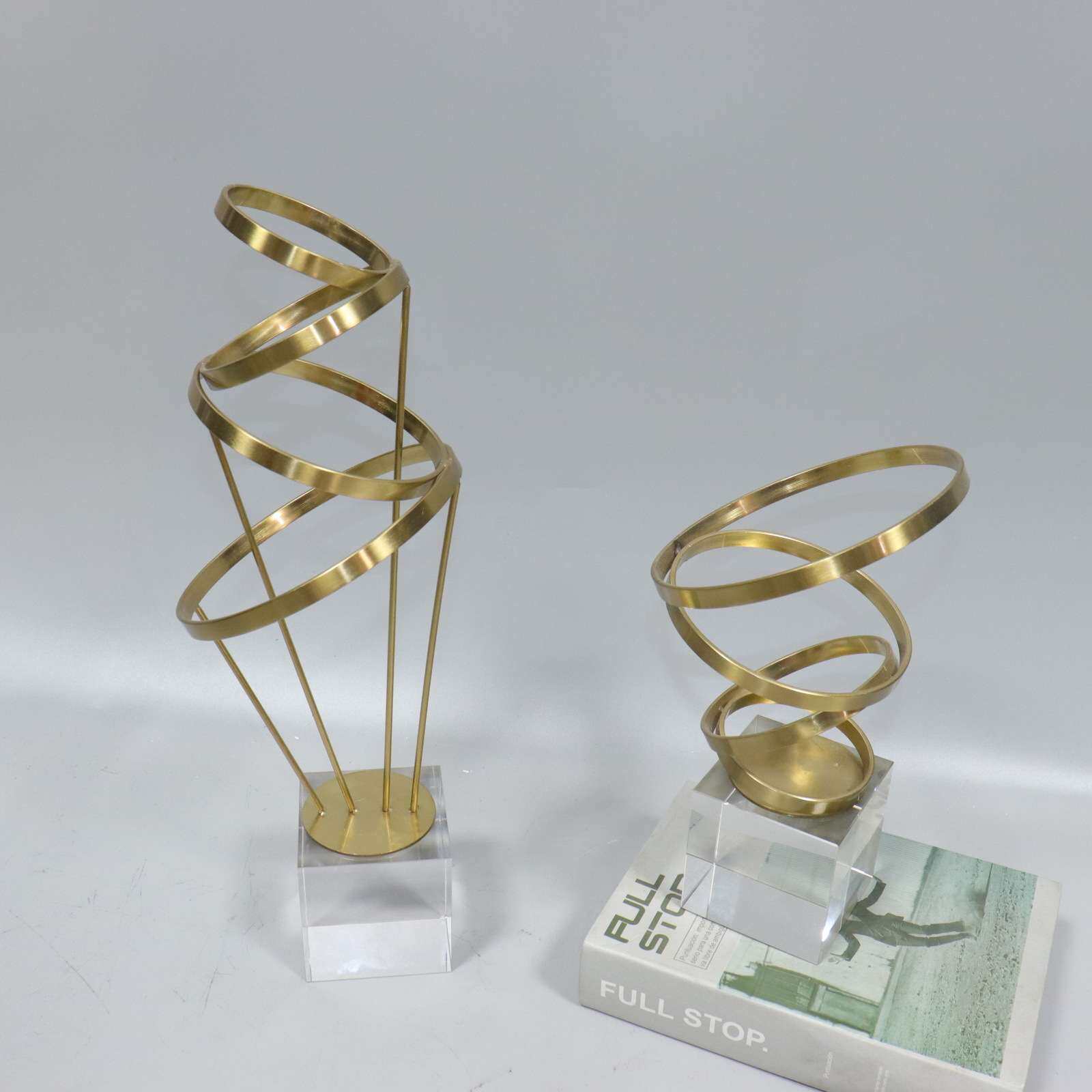 现代简约几何金属水晶底座摆件样板房桌面抽象装饰家居工艺品摆件