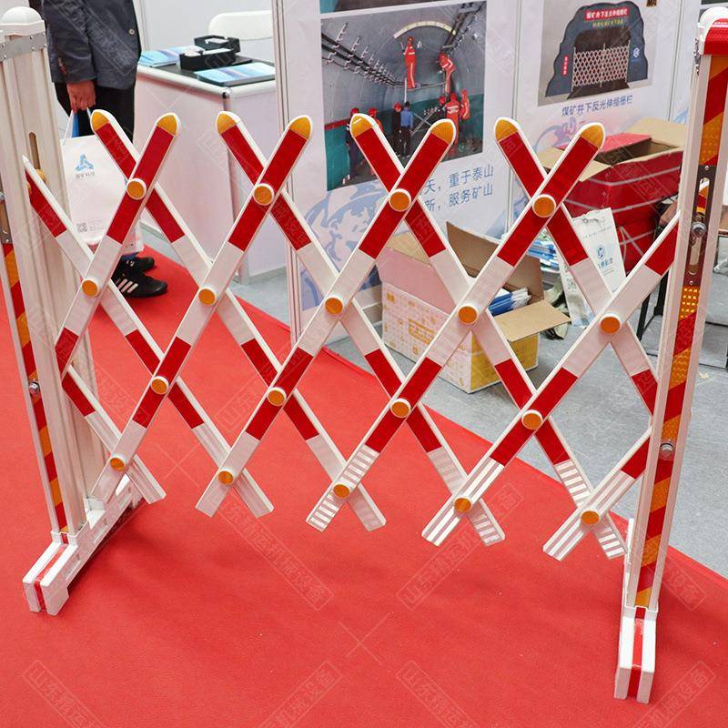 煤矿用井下反光栅栏门 2000*1800耐磨反光条可推拉伸缩栅栏两用门