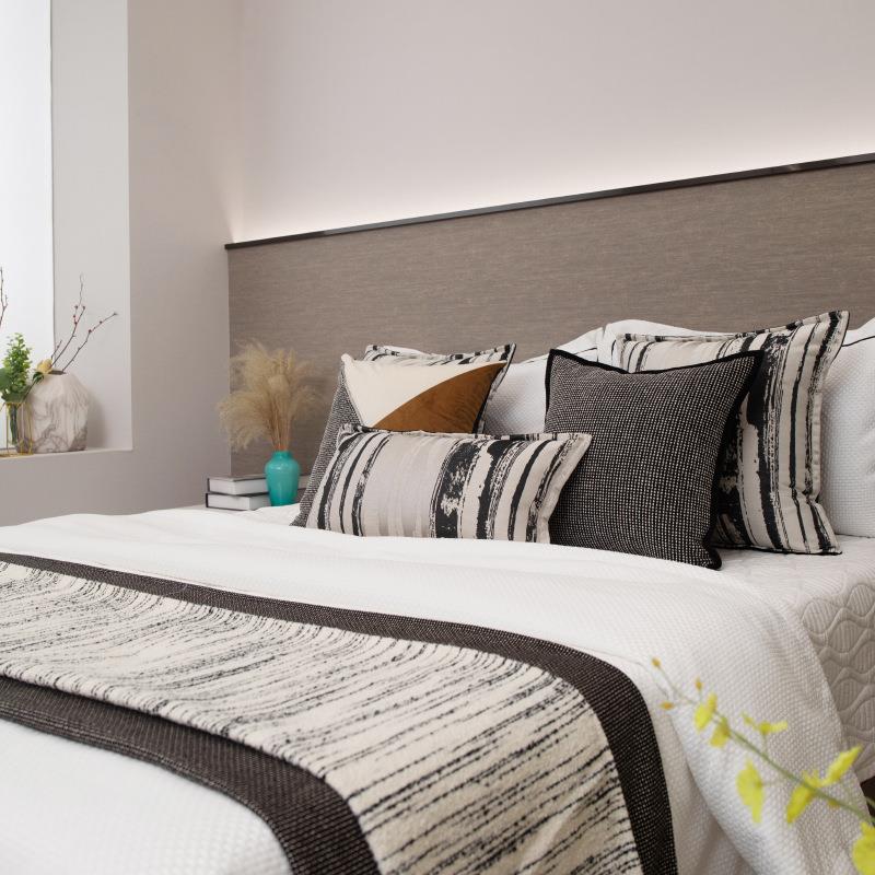 现代轻奢家具卖场样板间床品多件套民宿酒店高端床上靠垫抱枕