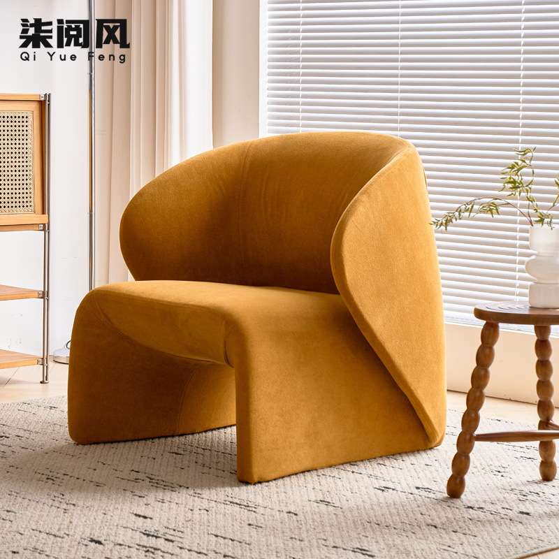 北欧轻奢单人沙发椅设计师小户型客厅阳台座椅网红酒店接待休闲椅