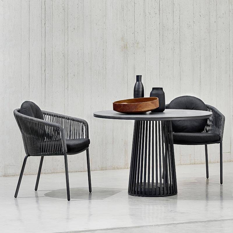 户外桌椅室外庭院花园别墅酒店餐厅样板房设计师创意桌椅组合