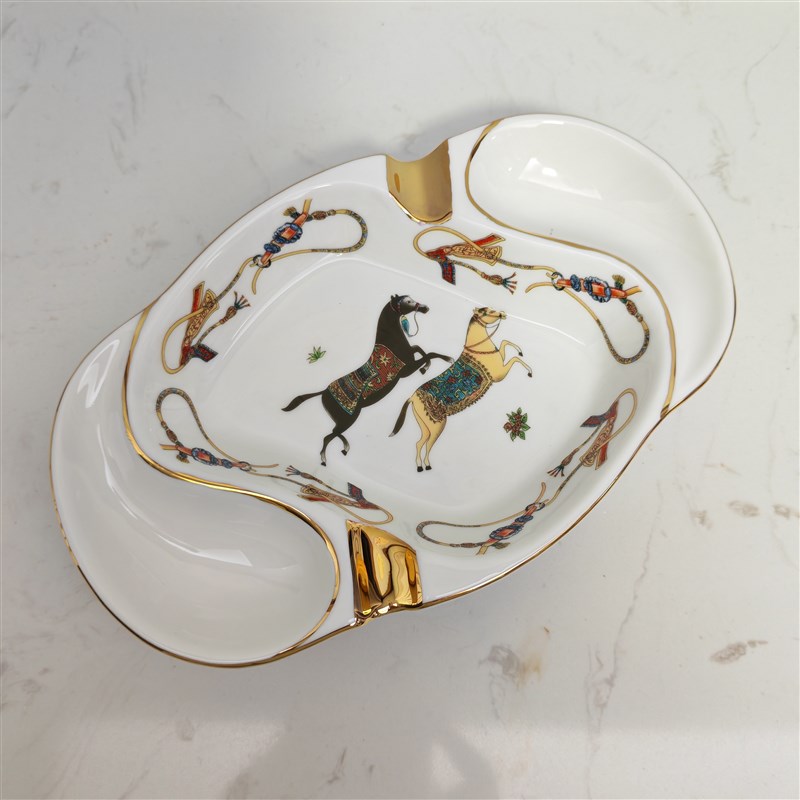 包邮欧式时尚客厅陶m瓷雪茄烟缸两用两斗架烟斗家居奢华摆件装饰