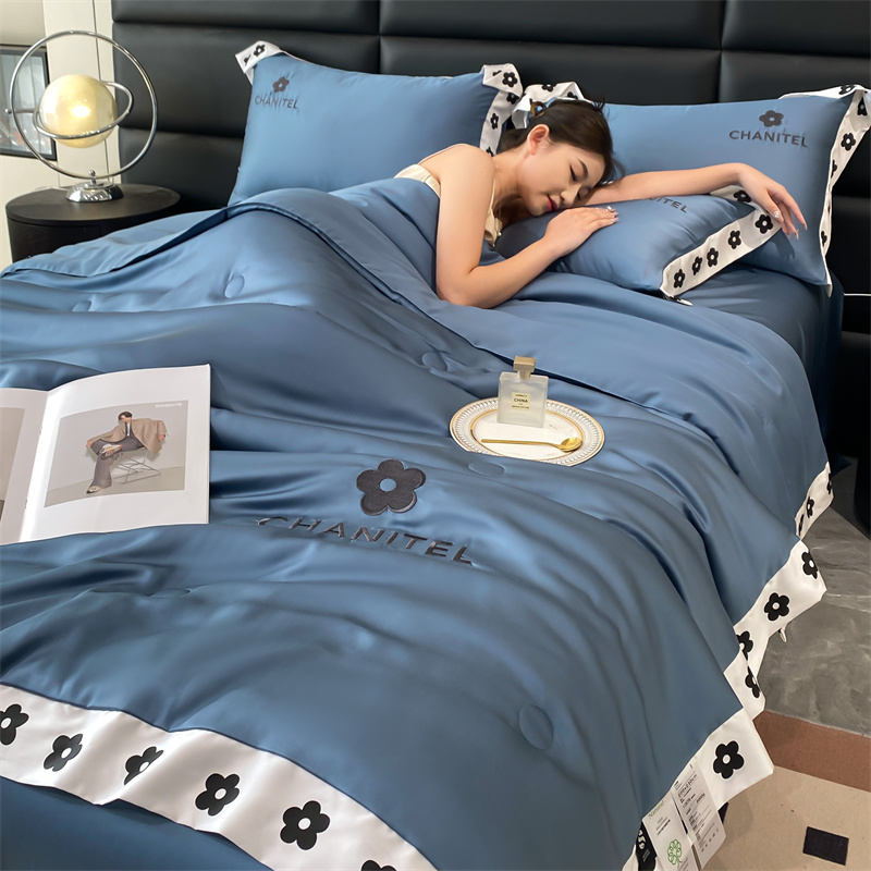 夏天水洗真丝刺绣夏被四件套床上用品可机洗M夏凉被空调被夏季薄