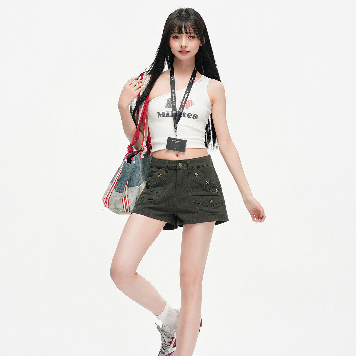 美式辣妹风军绿色牛仔短裤女2026夏季新款高腰显瘦多口袋热裤