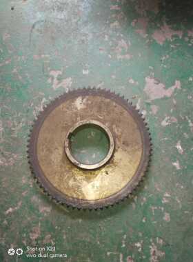 大连沈阳CW6163CW6180车床床头箱齿轮2051/2052/Z57/Z64/Z52/Z58