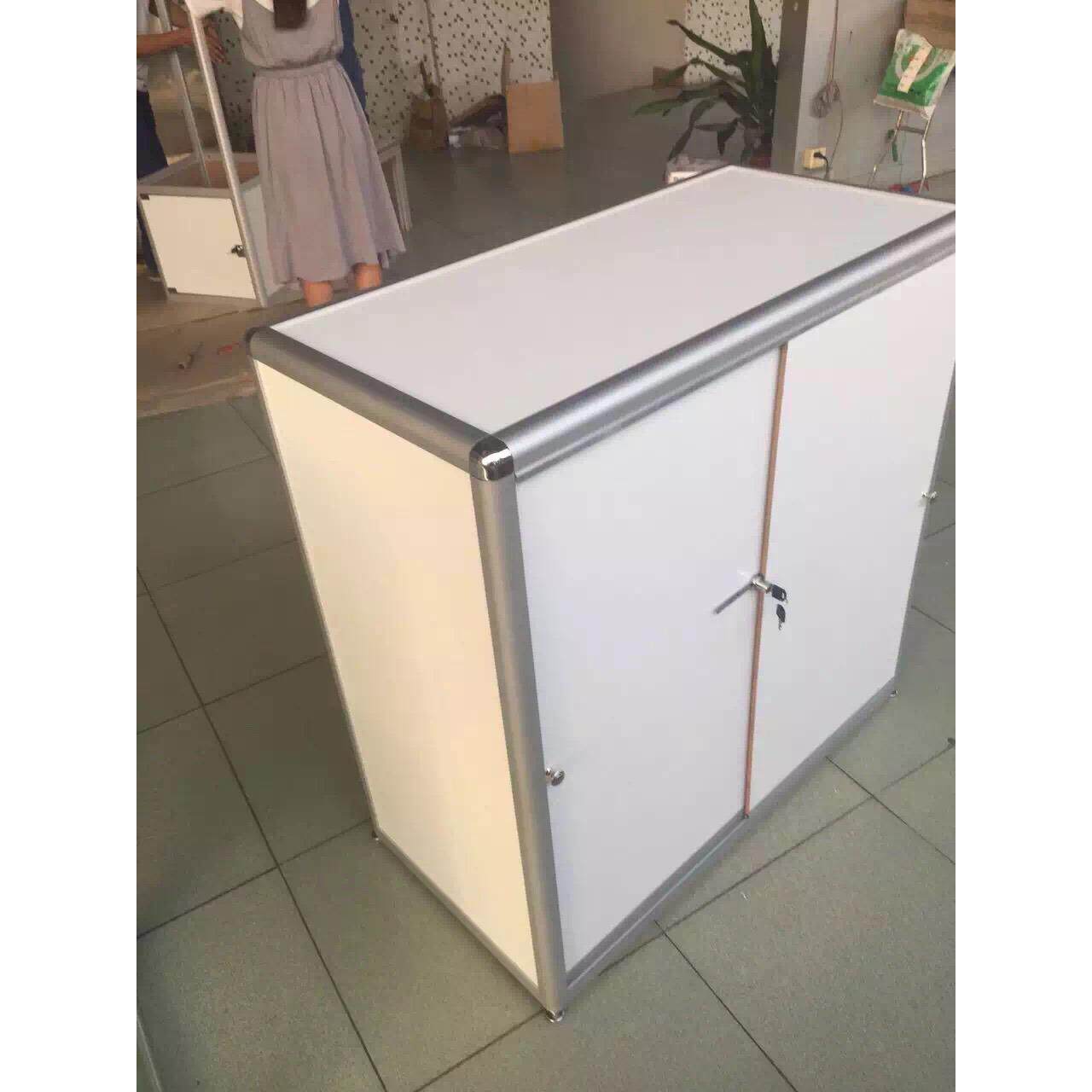 3分扇柱展柜铝型材 玻璃弧形柜台 配三叉洽谈桌展示柜材料