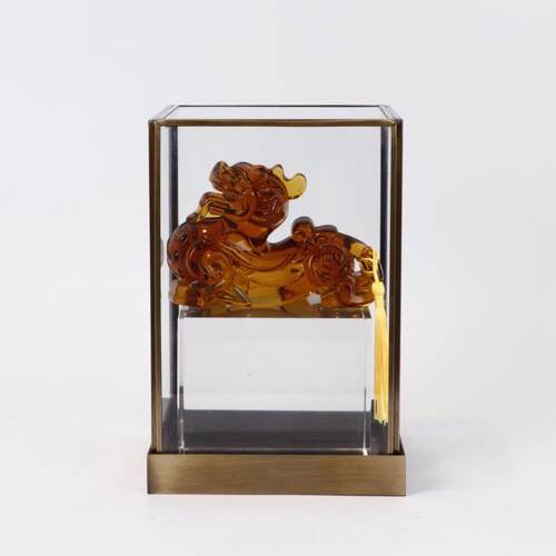 现代轻奢售楼处客厅茶几玻璃罩搭配套装饰品设计师高端电视柜摆件
