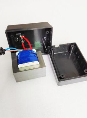 100V转220V200W电压转换器 220V美规插头转换器 200W自耦变压器