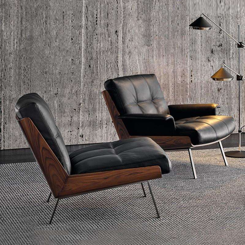 北欧轻奢单人沙发椅简约皮制休闲椅实木底座客厅阳台皮艺沙发椅