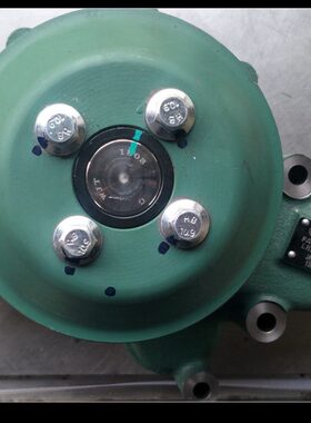 解放J6无锡390-460马力柴油发动机用水泵1307010B81D原厂