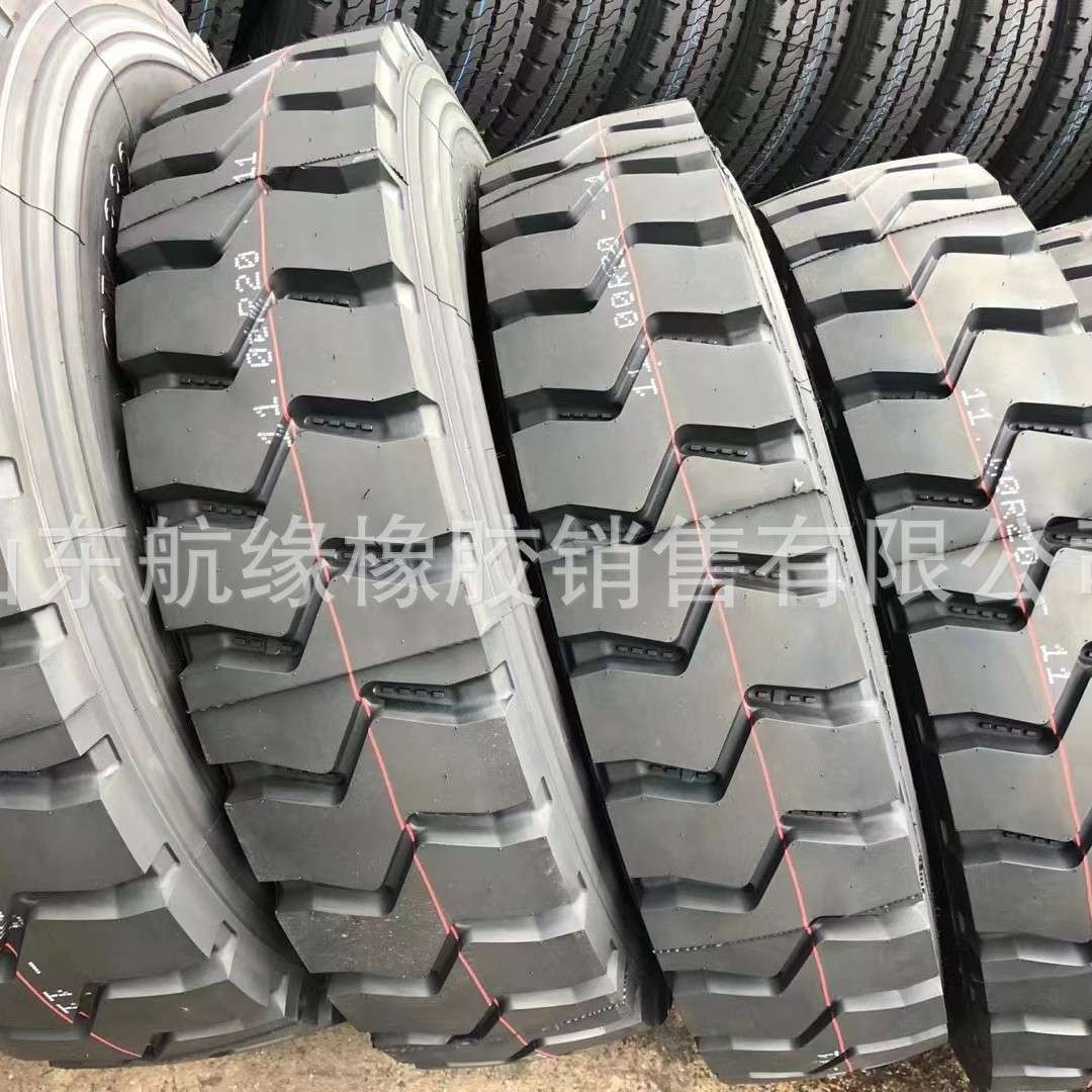 汽车轮胎1100R20 1200R20重载型全钢大货车卡车渣土车泥头车轮胎