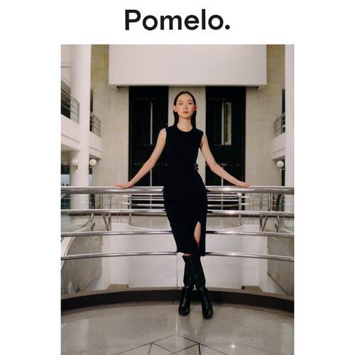 Pomelo 腰带设计感修身显瘦下摆开叉中长款无袖连衣裙女