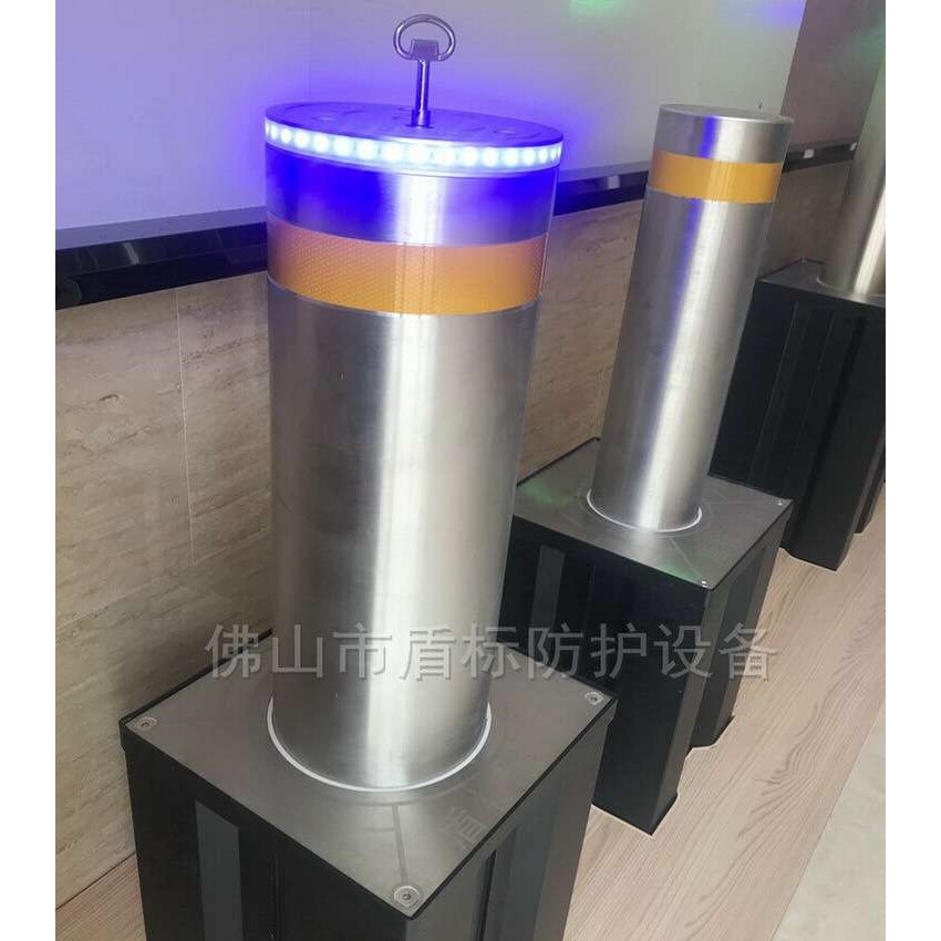 LED警示灯带高档半自动升降柱 防冲击手动按压式车挡 液压伸缩桩