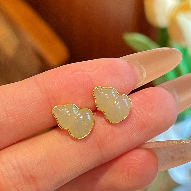琳琯瑛天然和田玉小葫芦耳钉纯银玉石玄学旺财女款耳饰轻奢高级感,珠宝/钻石/翡翠,耳饰,淘宝优惠券,粉丝福利购,淘宝优惠卷