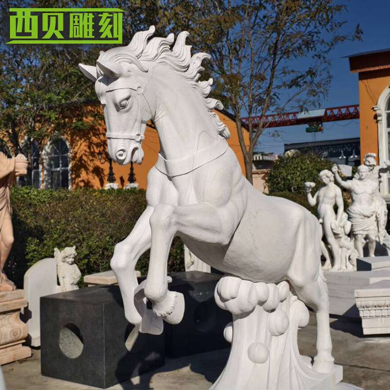 石雕扬蹄子马雕塑公园广场草坪摆件白色汉白玉腾云马雕塑摆件