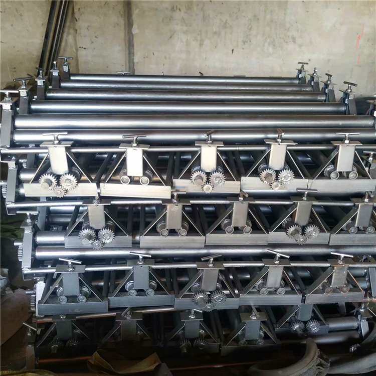供应河南小型三辊手动卷圆机手动压边机不锈钢板滚筒金属成型设备