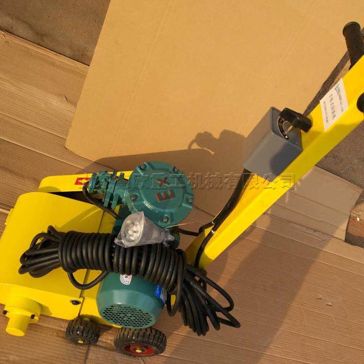 手推式甲板除锈机 电动船体甲板除锈设备 钢板甲板表面翻新机