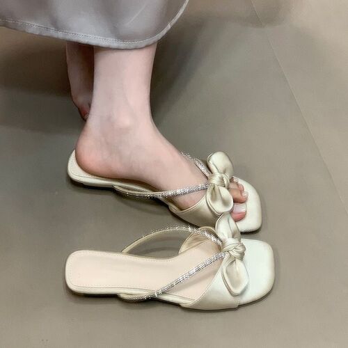 法式凉拖鞋女夏h外穿2025新款蝴蝶结水钻带甜美仙女风方头一字凉