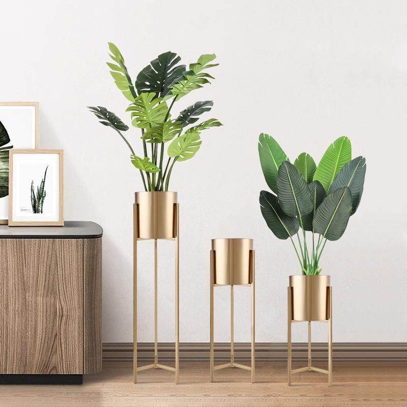 北欧轻奢风大花瓶摆件现代客厅插花器电视柜旁金属落地绿植装饰品