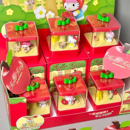正版三丽鸥hellokitty凯蒂猫盲盒苹果小镇系列微盒潮玩手办摆件