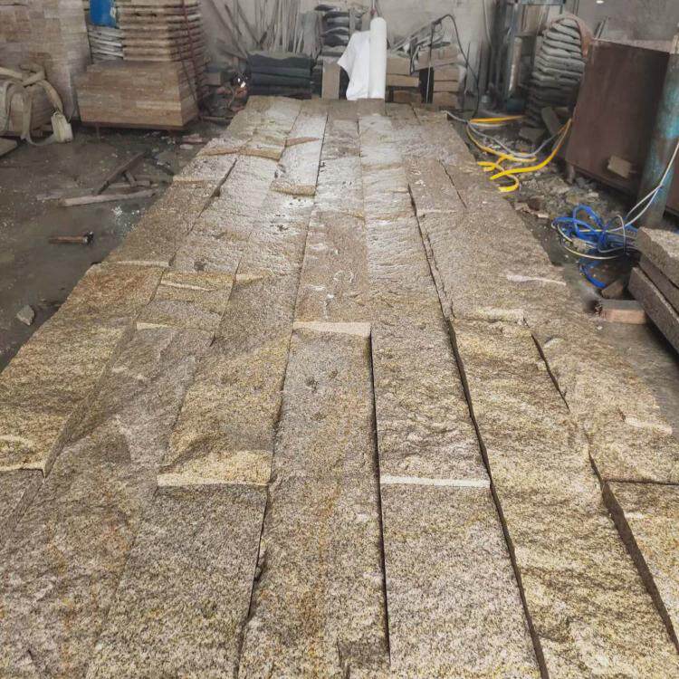 天然花岗岩电视芝麻黑背景墙景观石皮自然面流水石黄锈石毛石材