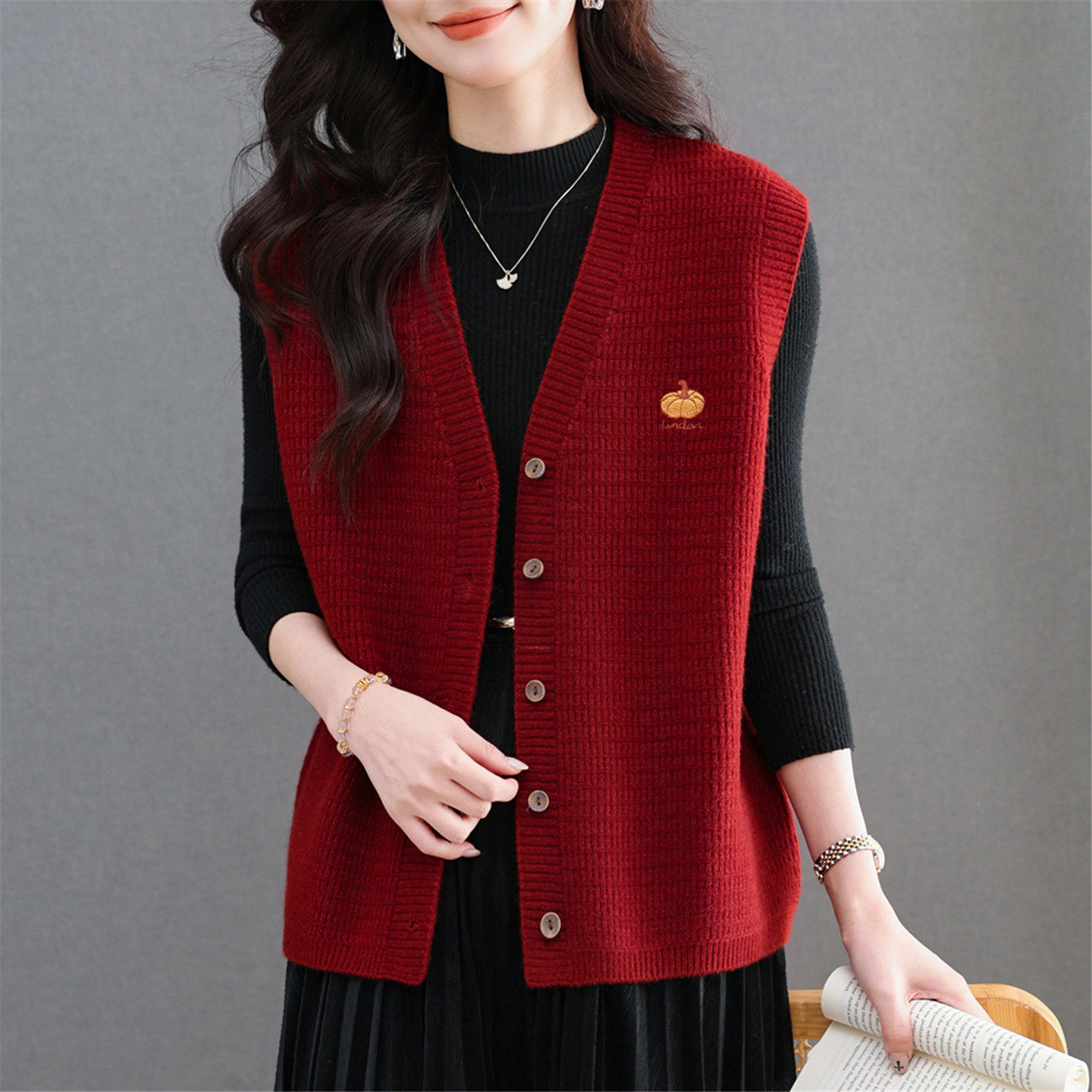 红色小香风马甲女2026新款无袖毛衣背心坎肩V领针织上衣马夹外穿