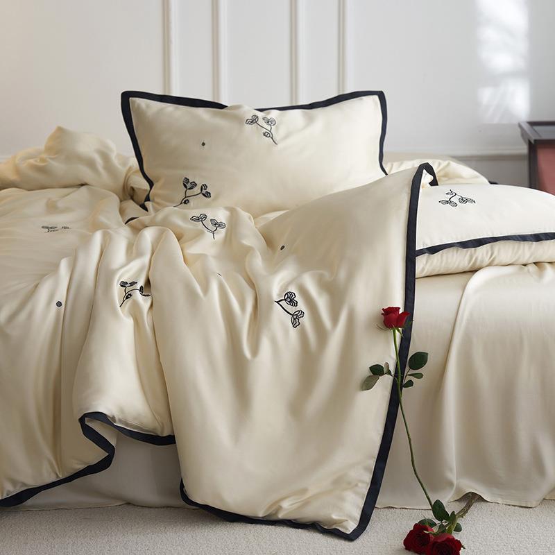 24新款60支兰精天丝四件套莱塞尔凉感冰丝绣花小黑边被套床上用品