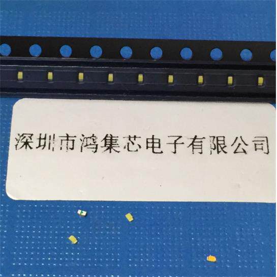 0402暖白色高亮暖黄贴片SMD微型1005方扁形指示LED灯珠发光二极管