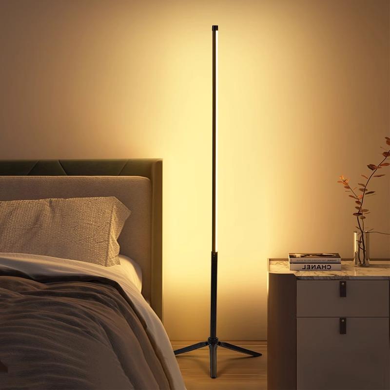 北欧极简落地灯创意角落氛围灯简约现代气氛墙角灯家用卧室台灯