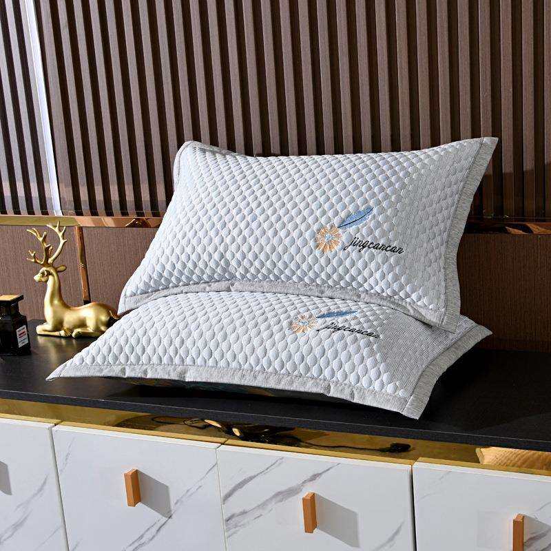 凉豆豆夏凉枕冰藤刺绣全苦荞壳枕头硬枕护颈枕助睡眠家用枕芯,3C数码配件,USB灯,淘宝优惠券,粉丝福利购,淘宝优惠卷