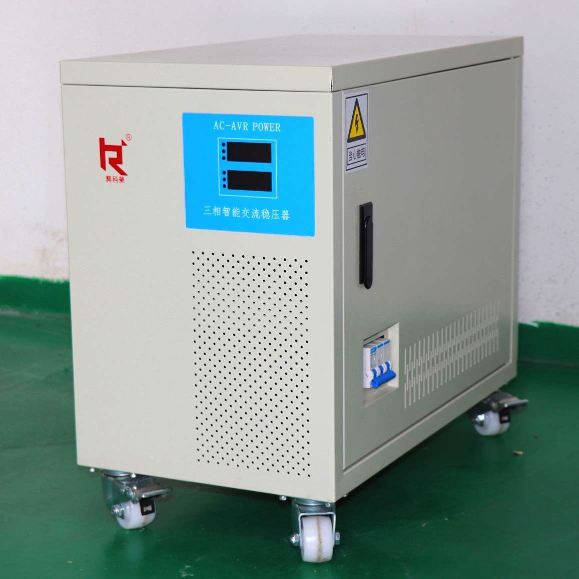 深圳厂家直销三相稳压器SHL-10KW-30KVA  380V 工业压电源