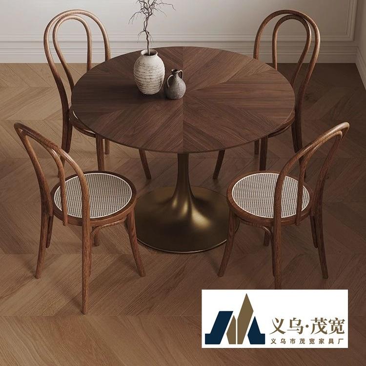 复古实木小圆桌家用小户型阳台休闲洽谈桌椅组合黑胡桃木圆餐桌