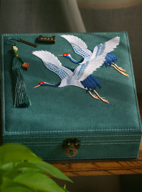 朝朝与暮暮中式礼物古铜锁刻字文艺刺绣首饰盒带锁嫁妆盒结婚礼品