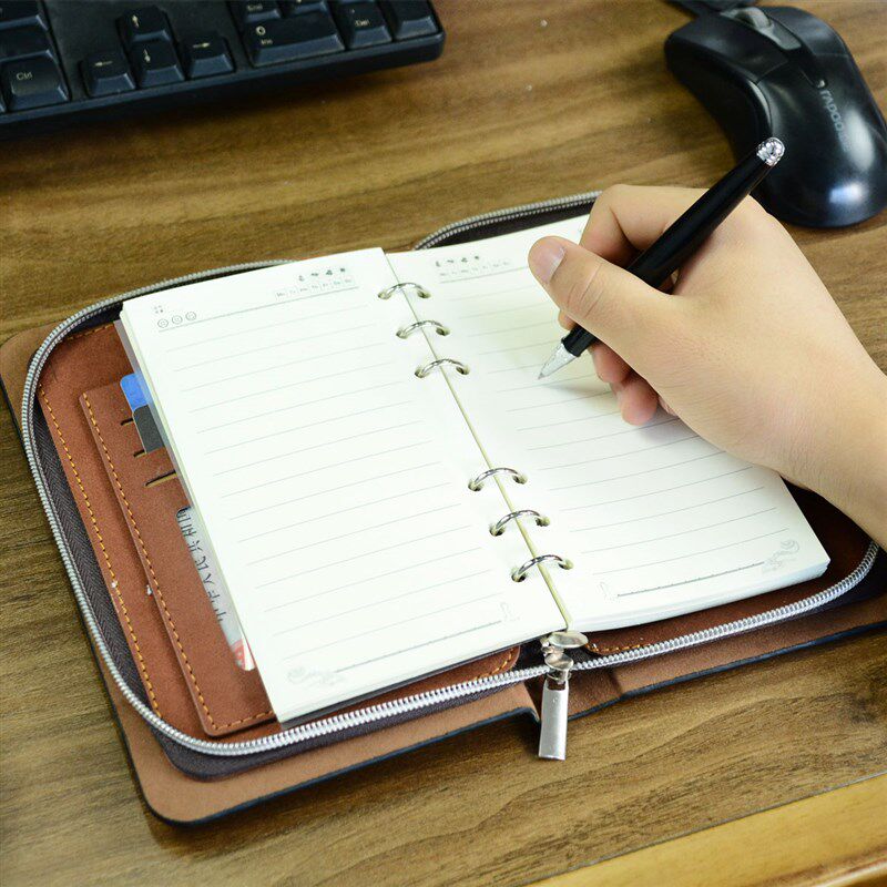 九千年高档商务多功能记事本拉链活页本定做 A6A5卡包工作本25K48