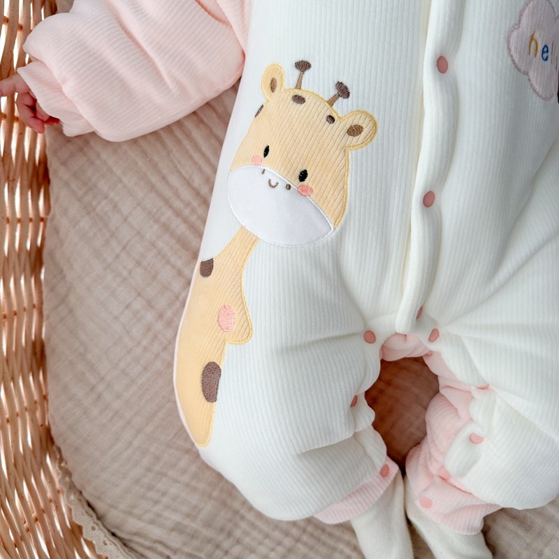 婴儿秋冬套装加厚连体衣6-9个月1岁宝宝冬季外出抱衣棉服可爱冬装