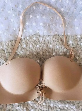 可拆卸肩带抽绳内衣加厚小胸隐形无痕半杯挂脖文胸罩女聚拢手型