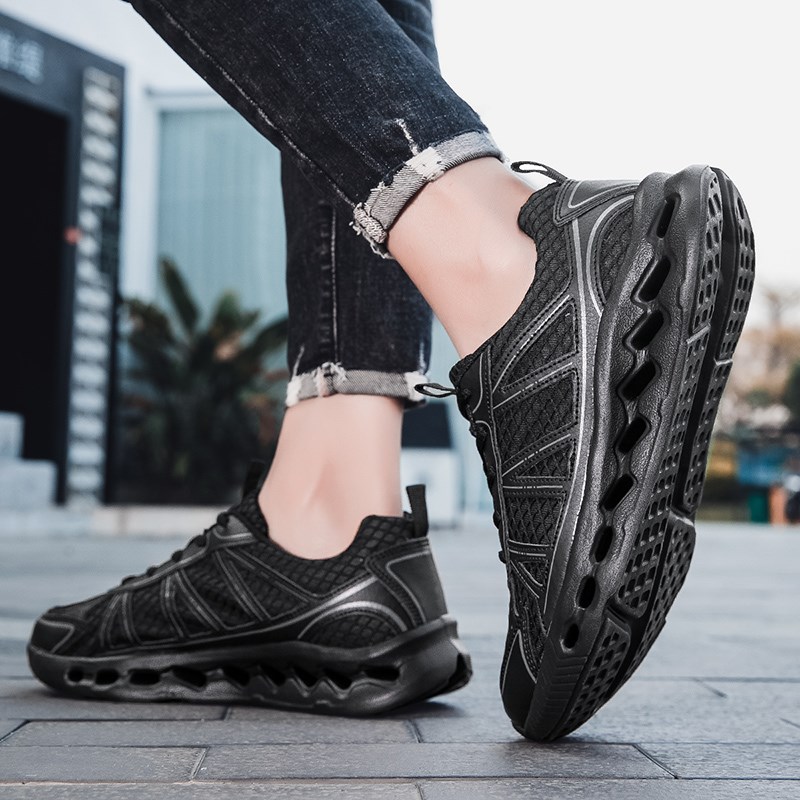 2025春季新品男士缓震运动鞋轻便镂空网红男鞋透气网面超轻跑步鞋