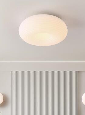 l约ed灯简现时尚条纹设计卧室913灯创意极简婚房主卧吊温馨代房间