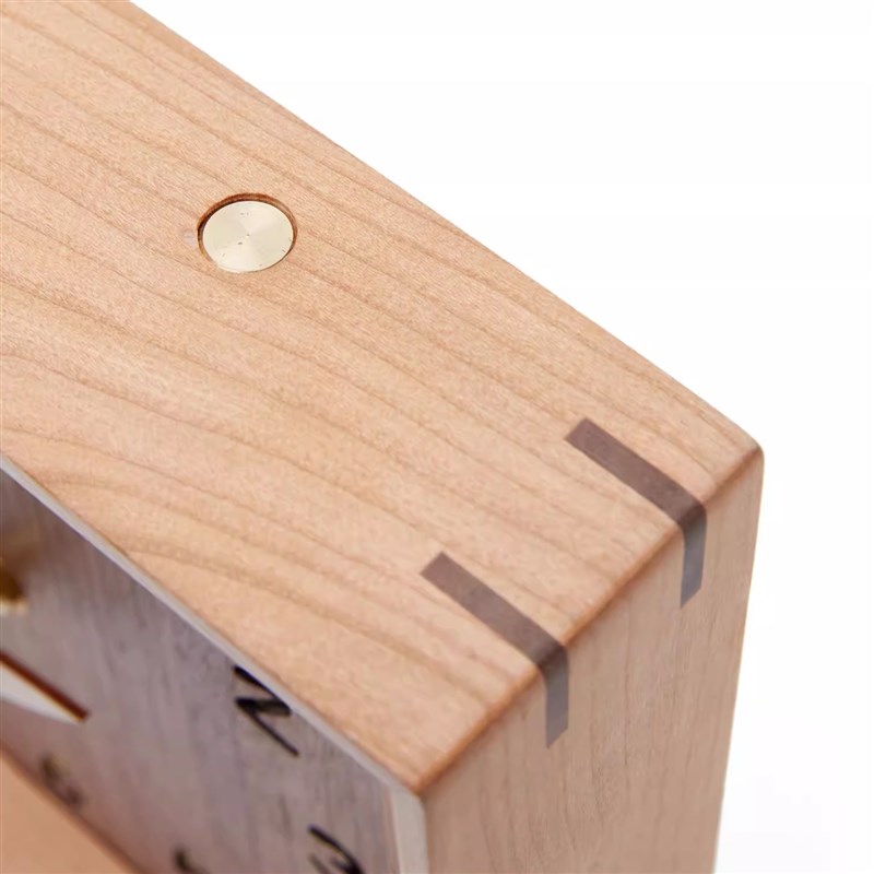 实木质时钟挂墙壁灯挂钟静音小夜灯桌面高级感摆件简约客厅原木风