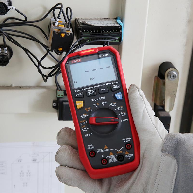 UT61测E四位半高精度数字万用表TU15B快速U电336容T892测2000V