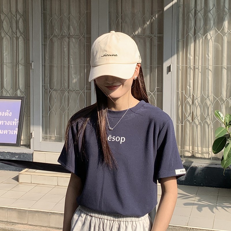 2025新e款韩系米白色棒球帽子女春夏天户外遮阳帽百搭鸭舌帽男显