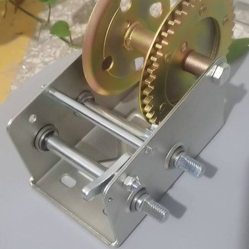 手摇绞盘手柄手动钢丝绳葫芦轮小吊机牵引棘轮拖车手摇式便携式