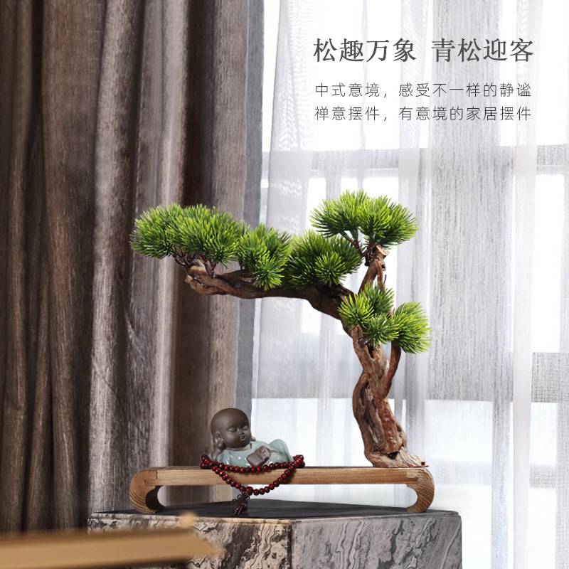 新中式木头工艺品创意木制装饰禅意小和尚摆件客厅玄关茶几迎客松