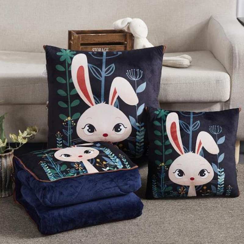 女朋友四季一对h被套动物装饰情侣加厚冬季车载抱枕被子两用腰靠