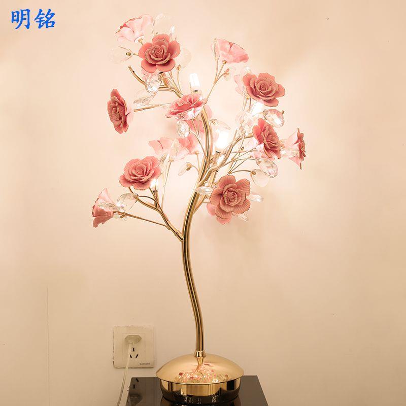 欧式奢华卧室婚庆粉色陶