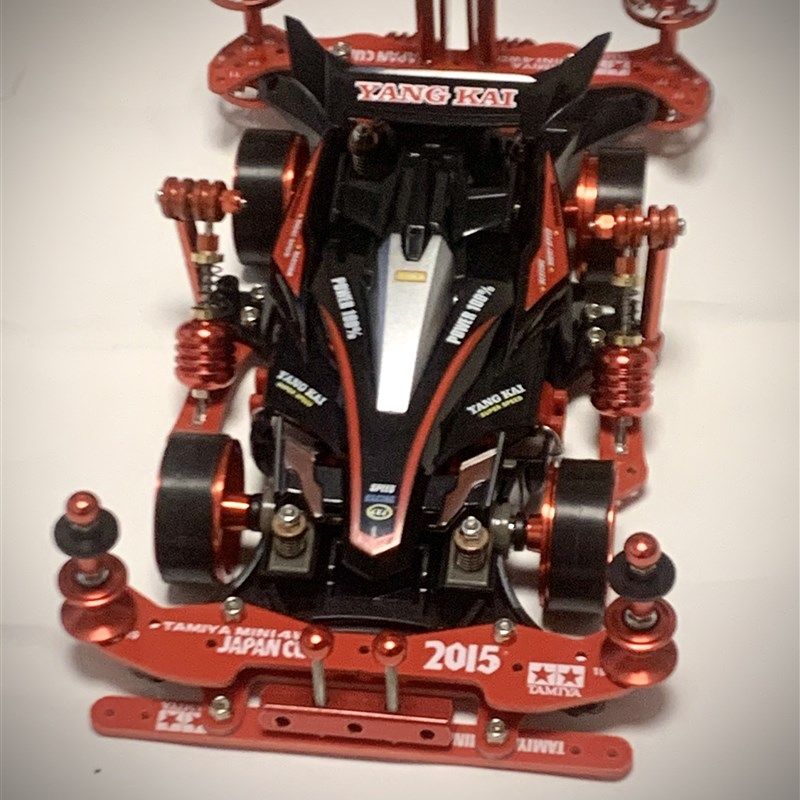 四驱车比赛车喷漆车壳升级改装配件拼装成品车冲刺流星阿凡达粉色