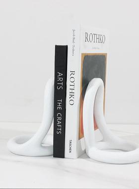 现代约创意环形树脂书档书样板房楼售KSS处书房靠书桌装饰品摆简